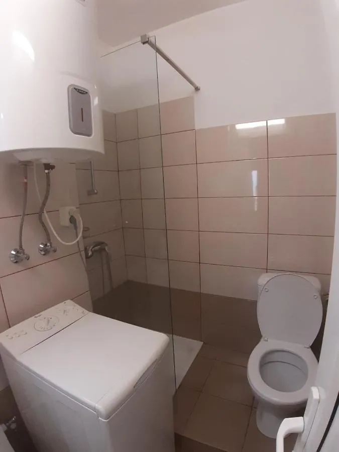 Romantic Calm Apartments Piata Universitate 부쿠레슈티 0*,  루마니아