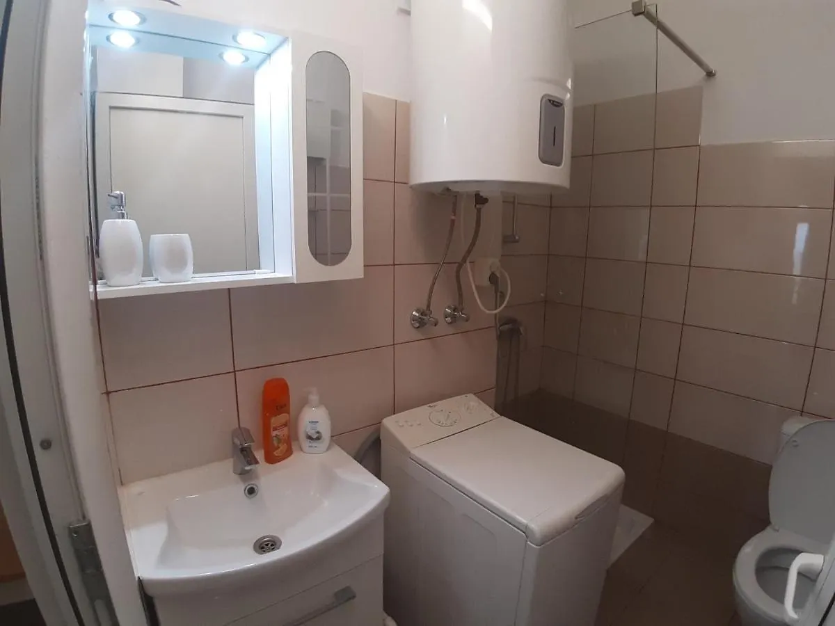 Romantic Calm Apartments Piata Universitate 부쿠레슈티 0*,